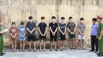 Hà Nam: Bắt nhóm đối tượng lừa đảo chiếm hàng tỷ đồng qua mạng