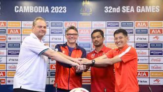 HLV Philippe Troussier háo hức trước trận ra quân gặp Lào