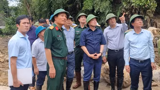 Phó Thủ tướng Chính phủ Trần Hồng Hà kiểm tra công tác khắc phục hậu quả sau lũ ống tại Nậm Cang