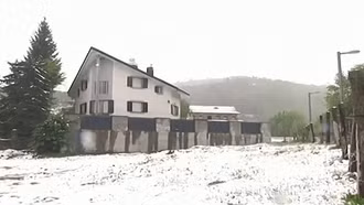 Tuyết rơi bất thường tại Tây Ban Nha