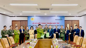 Công an tỉnh Lào Cai và Vietcombank Lào Cai ký kết thỏa thuận hợp tác cung cấp dịch vụ thanh toán