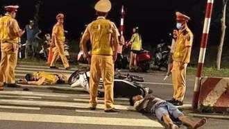 Trốn đo nồng độ cồn, thanh niên lao thẳng xe vào cảnh sát giao thông