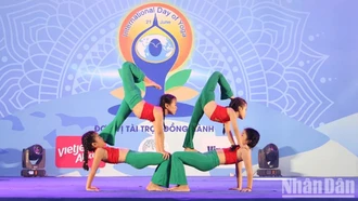 Hơn 1.500 người đồng diễn Yoga tại Đà Nẵng