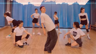 Sức hút từ điệu nhảy đường phố