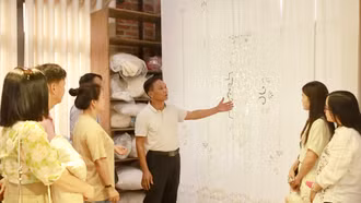 Trải nghiệm làng nghề thêu ren Văn Lâm