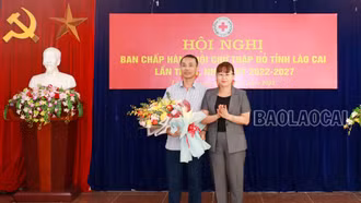 Đồng chí Vũ Viết Trường được bầu giữ chức Chủ tịch Hội Chữ thập đỏ tỉnh Lào Cai