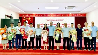 100% đảng bộ cơ sở trực thuộc Đảng bộ Khối Cơ quan – Doanh nghiệp tỉnh hoàn thành thi bí thư chi bộ giỏi