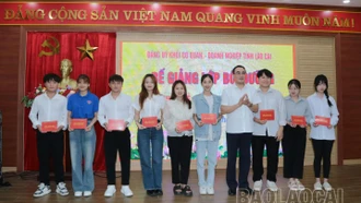 84 học viên hoàn thành lớp bồi dưỡng nhận thức về Đảng