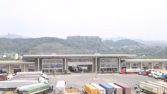 Kim ngạch xuất - nhập khẩu giảm 21,7% so với cùng kỳ