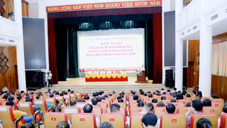 Tỉnh ủy, Đoàn đại biểu Quốc hội tỉnh tiếp xúc, đối thoại với người lao động