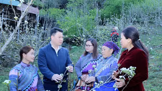  Tăng cường sự lãnh đạo của Đảng đối với hệ thống chính trị