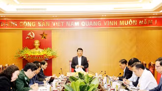 Thường trực Tỉnh ủy làm việc với Ban Cán sự Đảng UBND tỉnh về quản lý hoạt động khu công nghiệp, khu kinh tế cửa khẩu