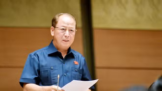 Đại biểu Sùng A Lềnh kiến nghị Chính phủ chỉ đạo sớm triển khai đầu tư các dự án giao thông trọng điểm có điểm kết nối với Lào Cai