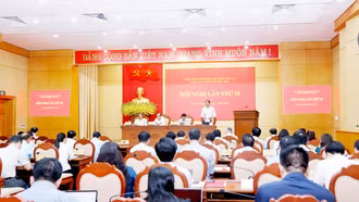 Ban Chấp hành Đảng bộ tỉnh thông qua Nghị quyết Hội nghị lần thứ 18