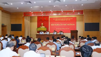 Bế mạc Hội nghị Ban Chấp hành Đảng bộ tỉnh lần thứ mười ba