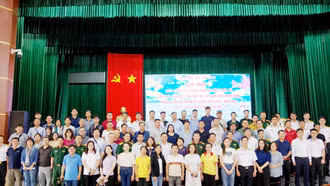 Bộ Tư lệnh Vùng 2 Hải quân gặp mặt cán bộ, nhà báo, phóng viên trước chuyến công tác biển, đảo