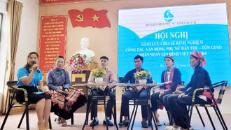 Bắc Hà: Gần 100 phụ nữ dân tộc thiểu số vùng có đạo tham gia tọa đàm về hạnh phúc gia đình