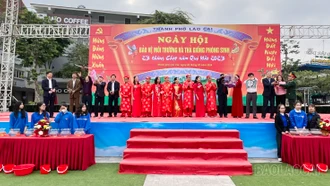 Hơn 15.000 con cá giống được phóng sinh tại Ngày hội bảo vệ môi trường, thả giống phóng sinh