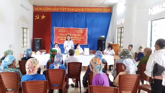 Khởi động Chiến dịch truyền thông lồng ghép cung cấp dịch vụ khám sức khỏe cho người cao tuổi