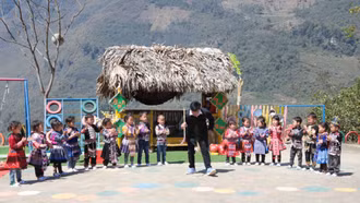 Có gì hay ở điểm trường vui nhất bản Mông?