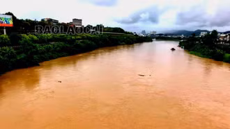 Xuất hiện lũ tiểu mãn trên sông Hồng