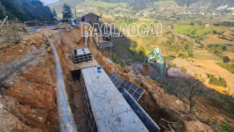 Chưa thể khắc phục điểm vỡ ống nước trên đèo Ô Quý Hồ, Quốc lộ 4D