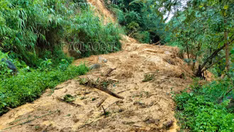 Mưa lũ gây thiệt hại nhiều tài sản và đường giao thông tại xã Bản Cầm, huyện Bảo Thắng