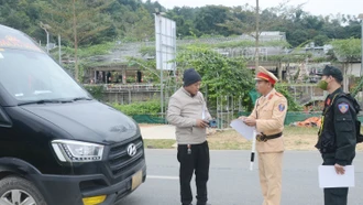 Tăng cường kiểm tra hoạt động vận tải hành khách tuyến cố định và xe hợp đồng tại tỉnh