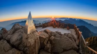 Những địa điểm du lịch mạo hiểm đẹp nhất ở Việt Nam