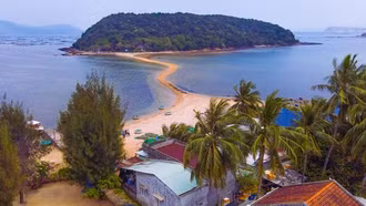 Khám phá cung đường chìm nổi theo thuỷ triều ở Phú Yên