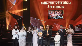 "Gia đình mình vui bất thình lình" bỗng thình lình đoạt giải VTV Awards