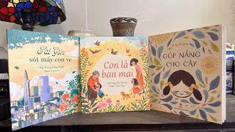 Cho trẻ "gối đầu lên những vần thơ"