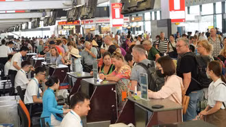 Cục Hàng không Việt Nam lý giải về nguyên nhân giá vé bay nội địa tăng cao