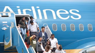 Tăng trần giá vé máy bay: Du lịch nội địa lo gặp khó