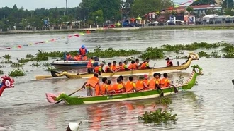 Sôi nổi Giải đua thuyền truyền thống tỉnh Bình Dương năm 2024