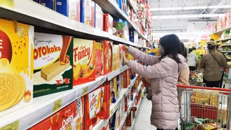 Bánh kẹo Việt chiếm lĩnh thị trường Tết