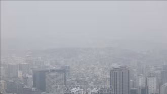 Bụi và cát vàng nhấn chìm nhiều thành phố tại Hàn Quốc