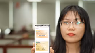 Bị tạm giữ GPLX trên ứng dụng VNeID thì bản cứng sử dụng được không?