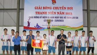 Khối thi đua Trường học vô địch Giải bóng chuyền hơi thanh niên năm 2023