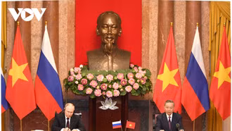 Chủ tịch nước Tô Lâm và Tổng thống Putin thống nhất hàng loạt vấn đề quan trọng