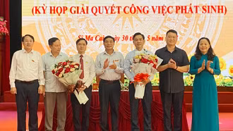 Huyện Si Ma Cai bầu bổ sung chức danh Phó Chủ tịch HĐND và UBND