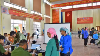 Công an huyện Mường Khương phát huy hiệu quả mô hình 'kết nối Zalo an ninh' trong đảm bảo an ninh trật tự