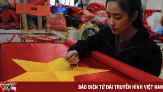 Làng thêu cờ Tổ quốc tất bật trước thềm 30/4