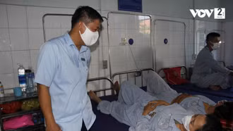 Hệ lụy khi người tham gia BHYT tự mua thuốc, vật tư y tế