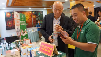 Lào Cai “bùng nổ” thanh toán không dùng tiền mặt 