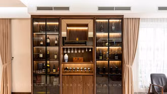 Tủ rượu gỗ óc chó đẳng cấp chỉ có tại nội thất gỗ óc chó Việt Á Đông