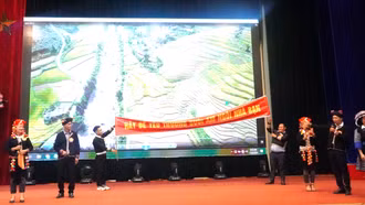 Văn Bàn tổ chức hội thi về gia đình và phòng, chống bạo lực gia đình