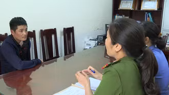 Phá đường dây vận chuyển ma túy xuyên quốc gia