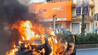 Bộ Công an hướng dẫn cách ứng phó khi xảy ra cháy ô tô, xe máy