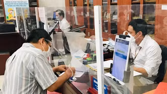 Tiêu chuẩn chức danh công chức lãnh đạo, quản lý trong cơ quan hành chính nhà nước